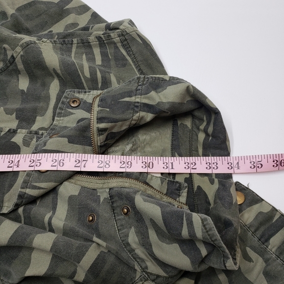Torrid Women's Green Camo Utility Jacket Military Style Size 1X - Picture 12 of 15